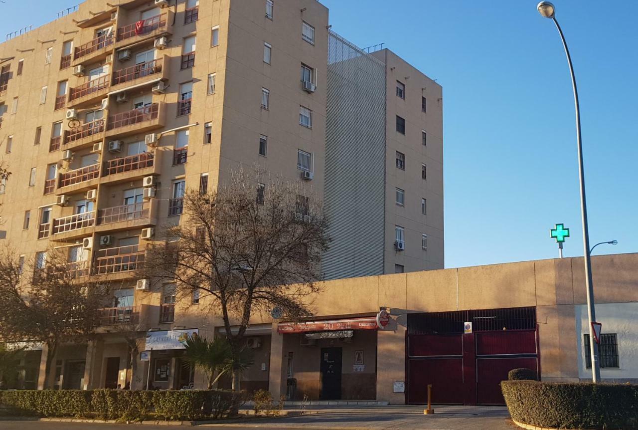 Apartamento Frente A Palacio De Congresos Sevilla Eksteriør bilde